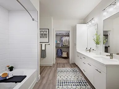 Photo - 2/2 Impressively Designed, Exceptionally L... Unit CCC
