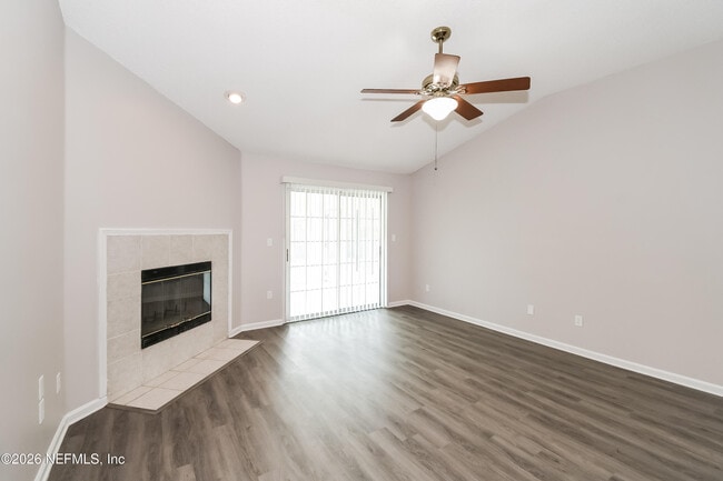 Photo - 13006 Staffordshire Dr S