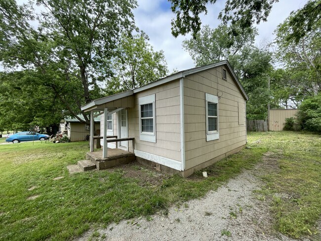 Photo - 914 E Tahlequah Ave
