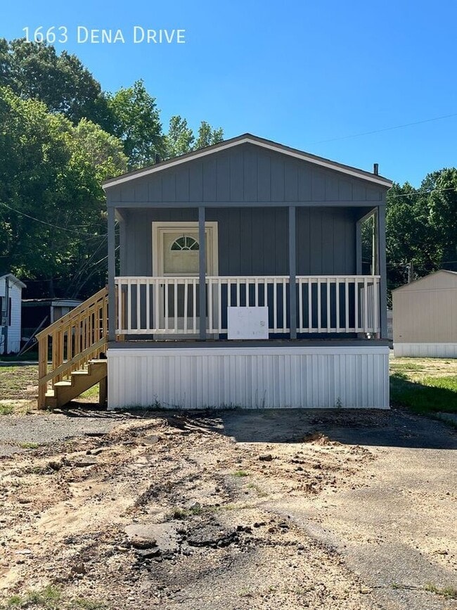 Building Photo - 1663 Dena Dr