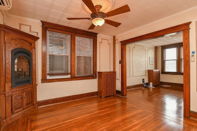 Photo - 610 Columbia Ave