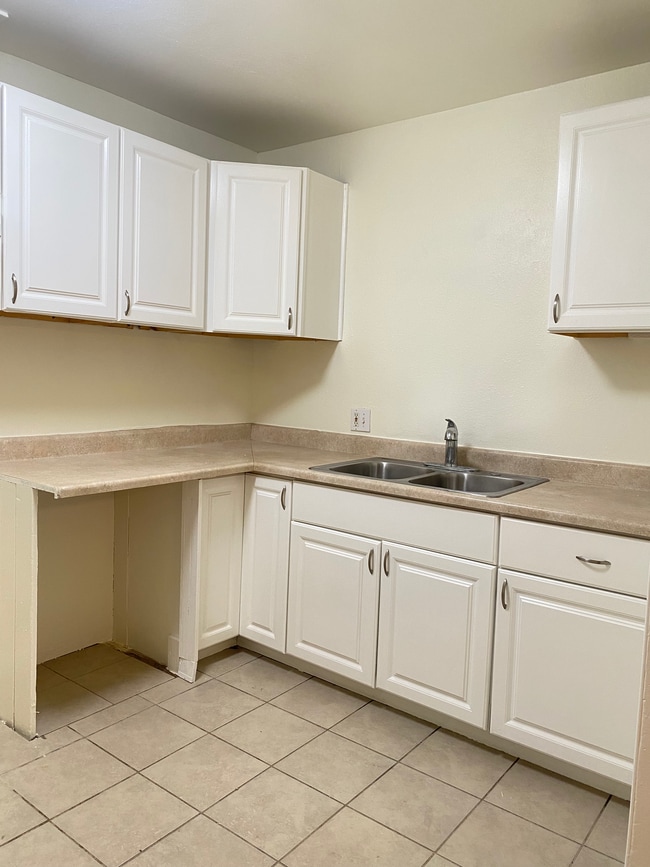 Photo - 1658 Colorado Blvd