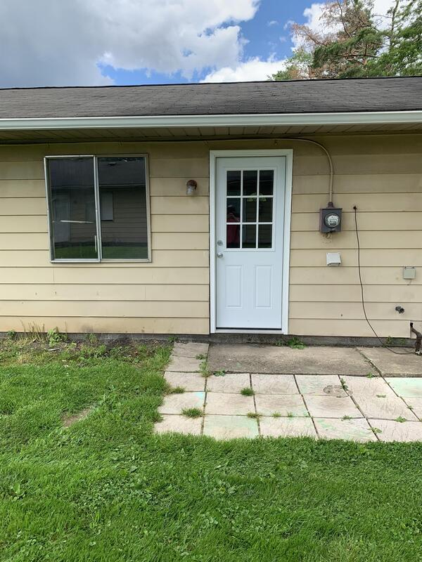 Building Photo - 162 Bernower Ave SW Rental