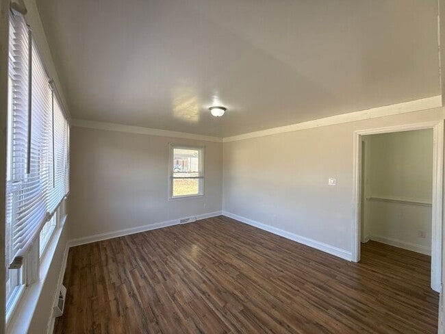 Photo - T.R. Lawing Realty Property