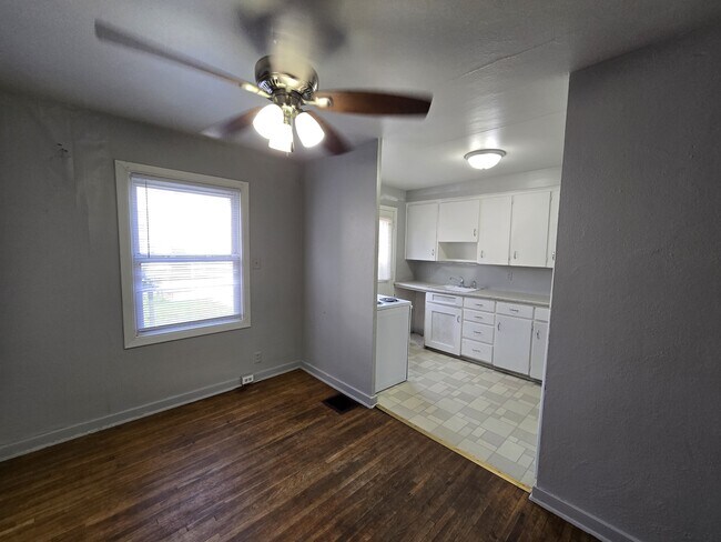 Photo - 247 Madison St