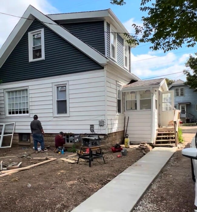 Photo - 2736 N 52nd St