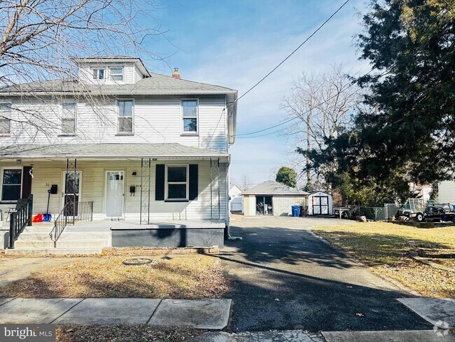 Building Photo - 313 Arch St Rental