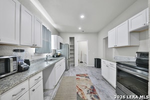 1043 E Highland Blvd