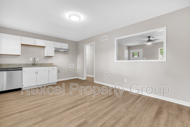 Photo - 8168 Ashbrook Dr