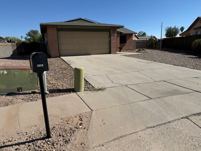 Photo - 7940 E Constant Pl