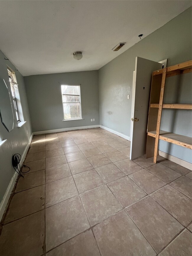 Photo - 7933 Brays St Unit A