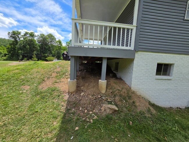 Photo - 120 Blythe Rd