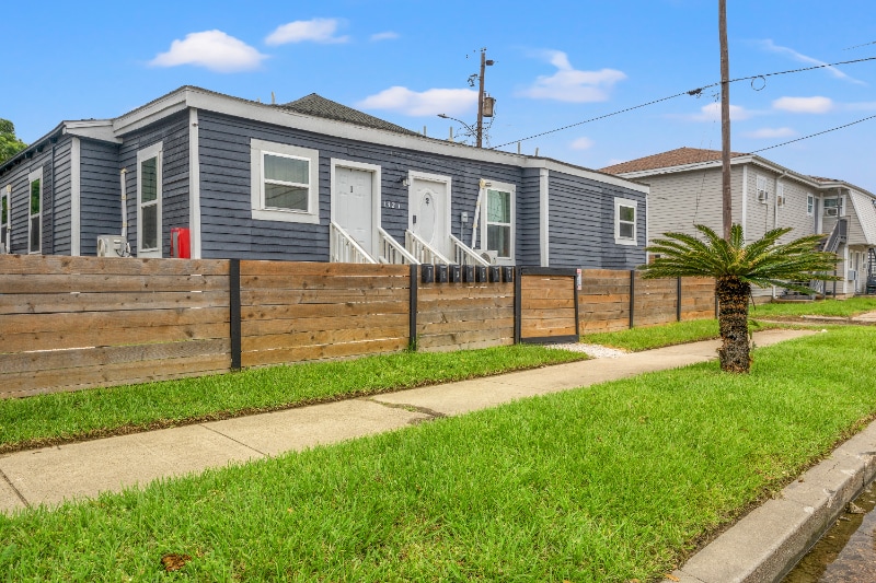 Photo - 1321 35th St Unit 4