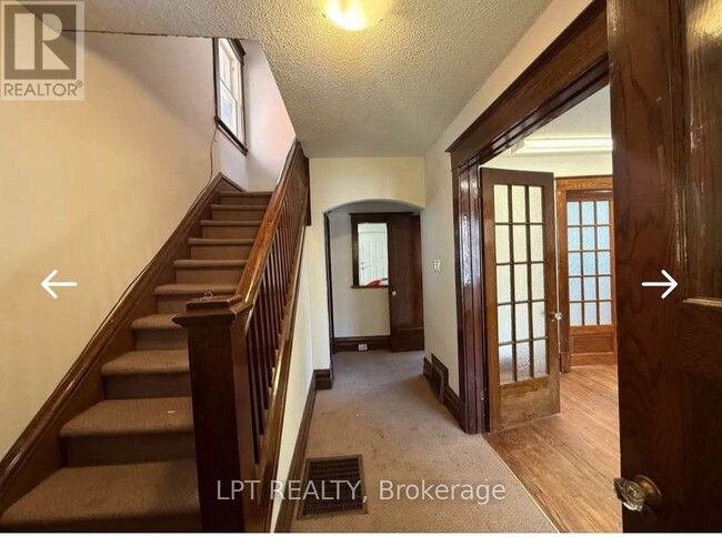 Photo - 322 Waverley St