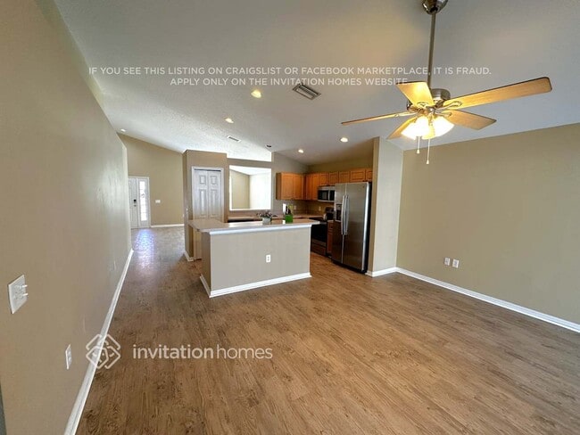 Photo - 7221 49th Pl E