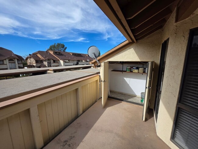 Photo - Beautiful Upgraded "Westside" Condo! Unidad 117