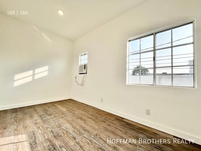 Photo - 1368 Burnside Ave Unidad 10