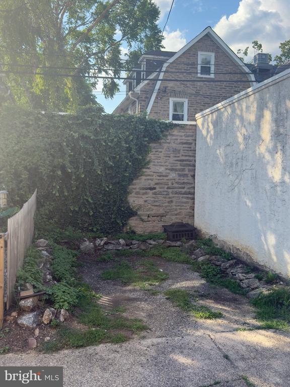Photo - 3323 Tilden St