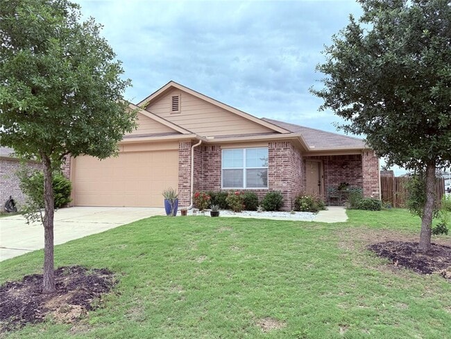 Photo - 10801 Seguin St House