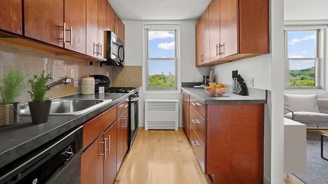 Building Photo - 82 Gardena St Unit 2 Rental