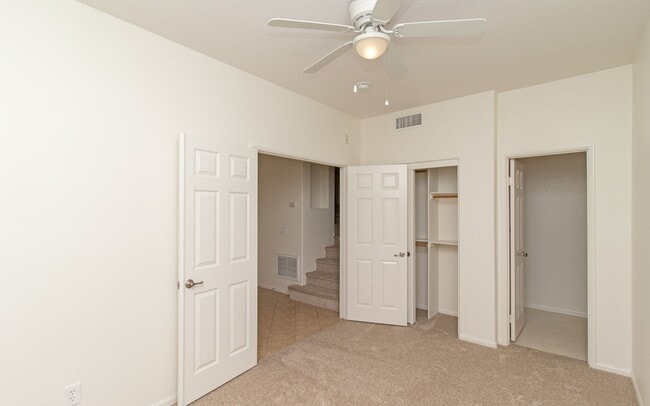 Photo - 2110 Silverado St