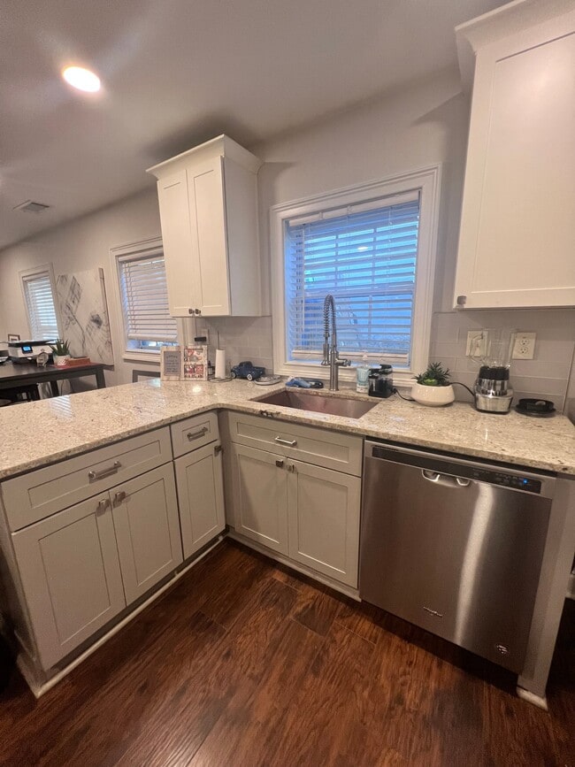 Photo - 2177 Telhurst St SW