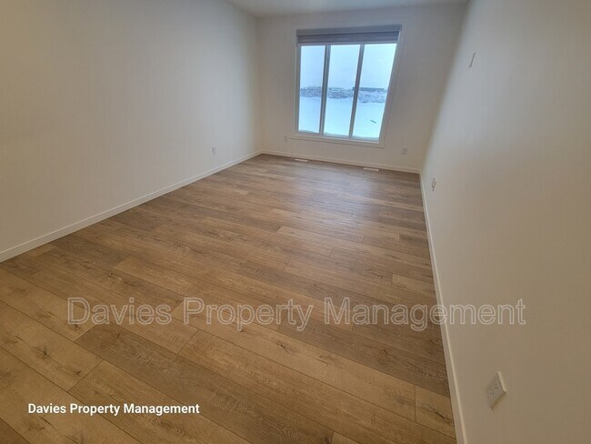 Photo - 1209 Keswick Dr SW