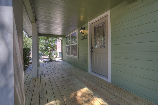 Photo - 1017 W Martin Luther King Dr