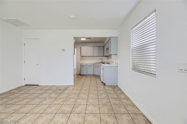 Photo - 2133 Ellis St Unit A