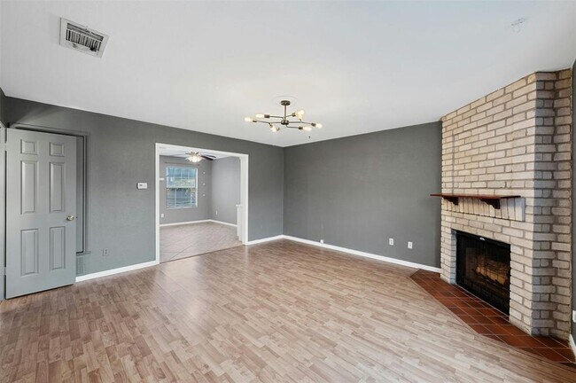 Photo - 1904 Goodrich Ave Unit 4