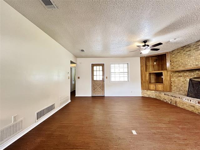 Photo - 502 Brumley Rd