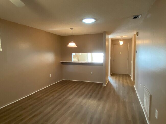 Photo - 2849 Westmoreland Ct