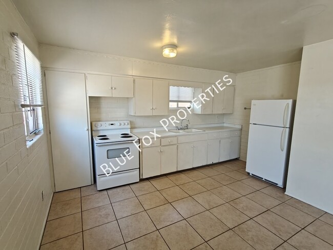 1224 N Camilla Blvd