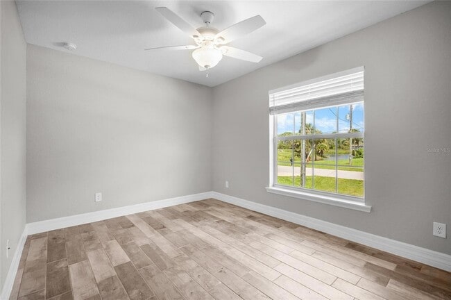 Photo - 315 Sweetwater Dr