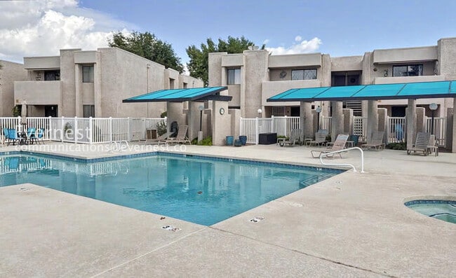 Photo - 1920 W Lindner Ave Unidad 131