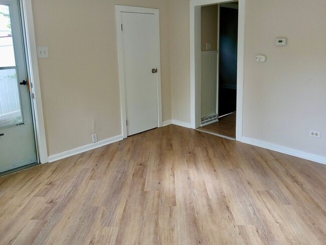 Photo - One Bedroom Detached House FOR RENT in Bridgeton, NJ $1150
