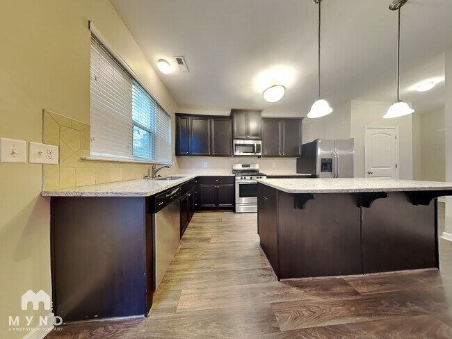 Photo - 2455 Quincy Loop