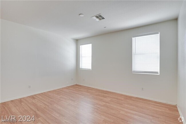 Building Photo - 4437 Dover Straight St Unit 303 Rental