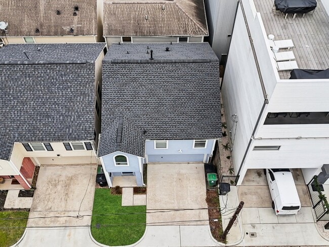 Photo - 1405 Bailey St