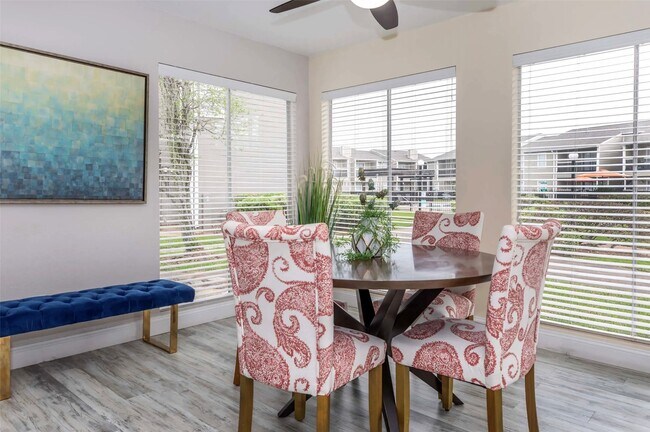 Photo - 201 Dixie Dr