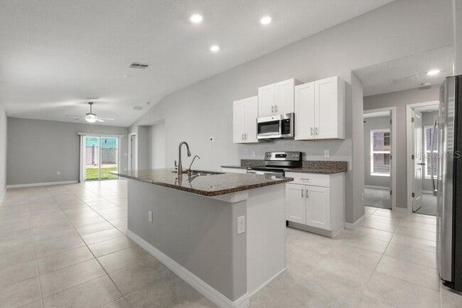 7110 Amelia Cove Ct