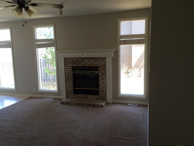 Photo - Large Home in Bellevue for Rent!