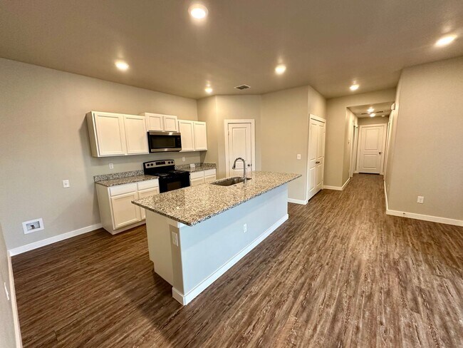 Photo - 2012 Bryan Ave Unit B