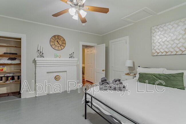 3 Frost St