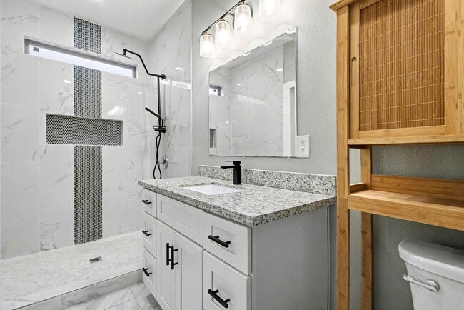 Photo - 3442 Noah St