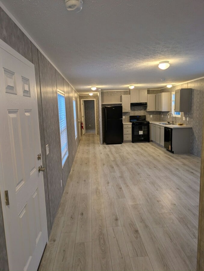 Photo - 49643 Pine Dr