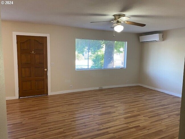 Photo - Charming Updated Home!