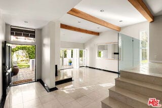 Photo - 1561 Michael Ln