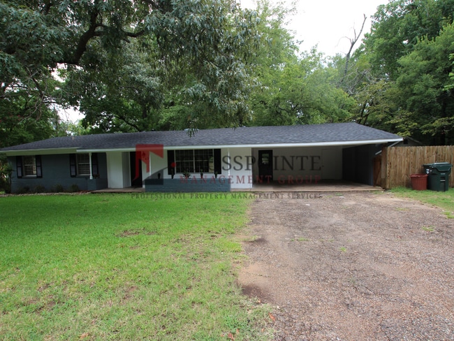 Building Photo - Coming Soon! Delightful 3-Bedroom Home in Tyler!
