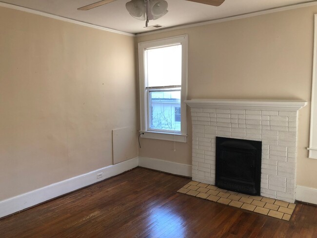 Photo - 3014 Kershaw St Apartment Unit 2